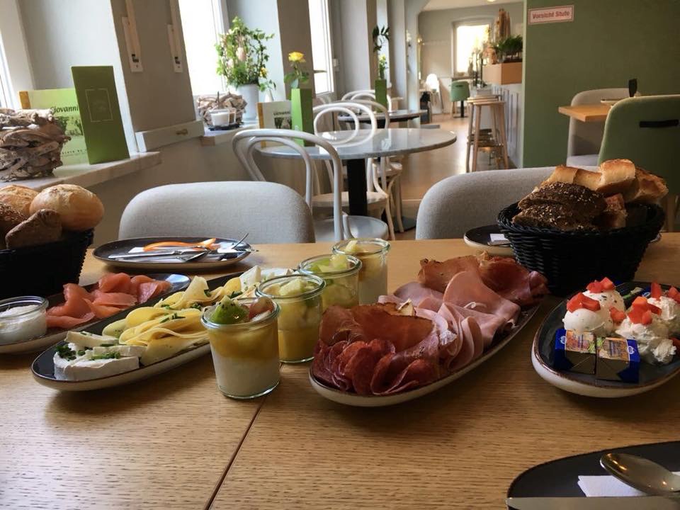 Julia`s Cafe - Wolnzach - 2